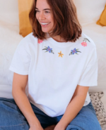 Screenshot 2026-04-22 at 20-20-35 Celia Heavy-Weight T-Shirt - White Flower Chain – Sugarhill Brighton