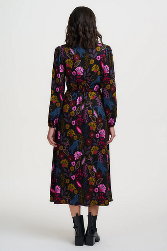 Screenshot 2026-09-21 at 20-29-48 Black Jungle Print Maxi Shirt Dress - Dottie – Sugarhill Brighton
